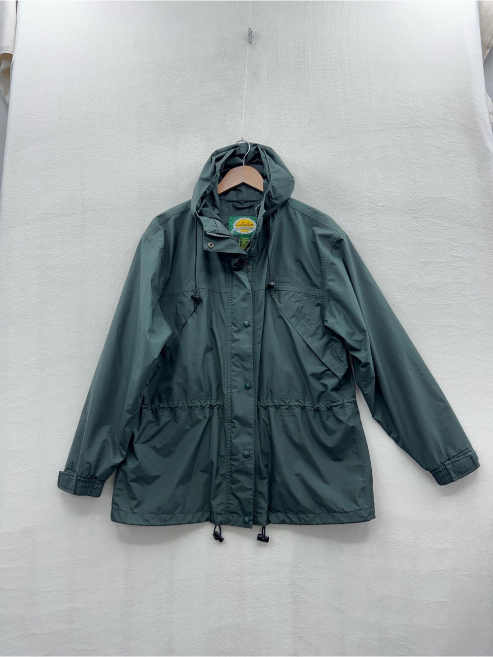 Vintage 90s Cabela’s Women’s Large Goretex Waterproof Hooded Rain Jacket Green